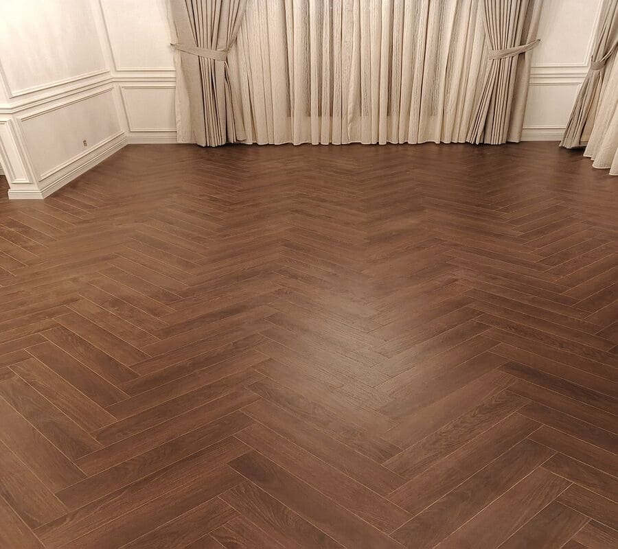 معلم باركيه بالرياض